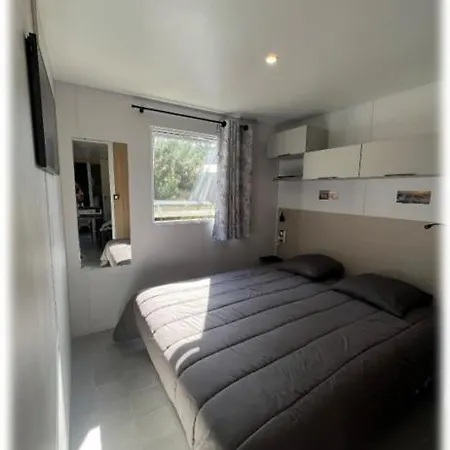 Mobil Climatise Tres Recent Confort 6 Personnes Campsite Vendays-Montalivet